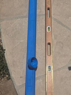 Level with Case