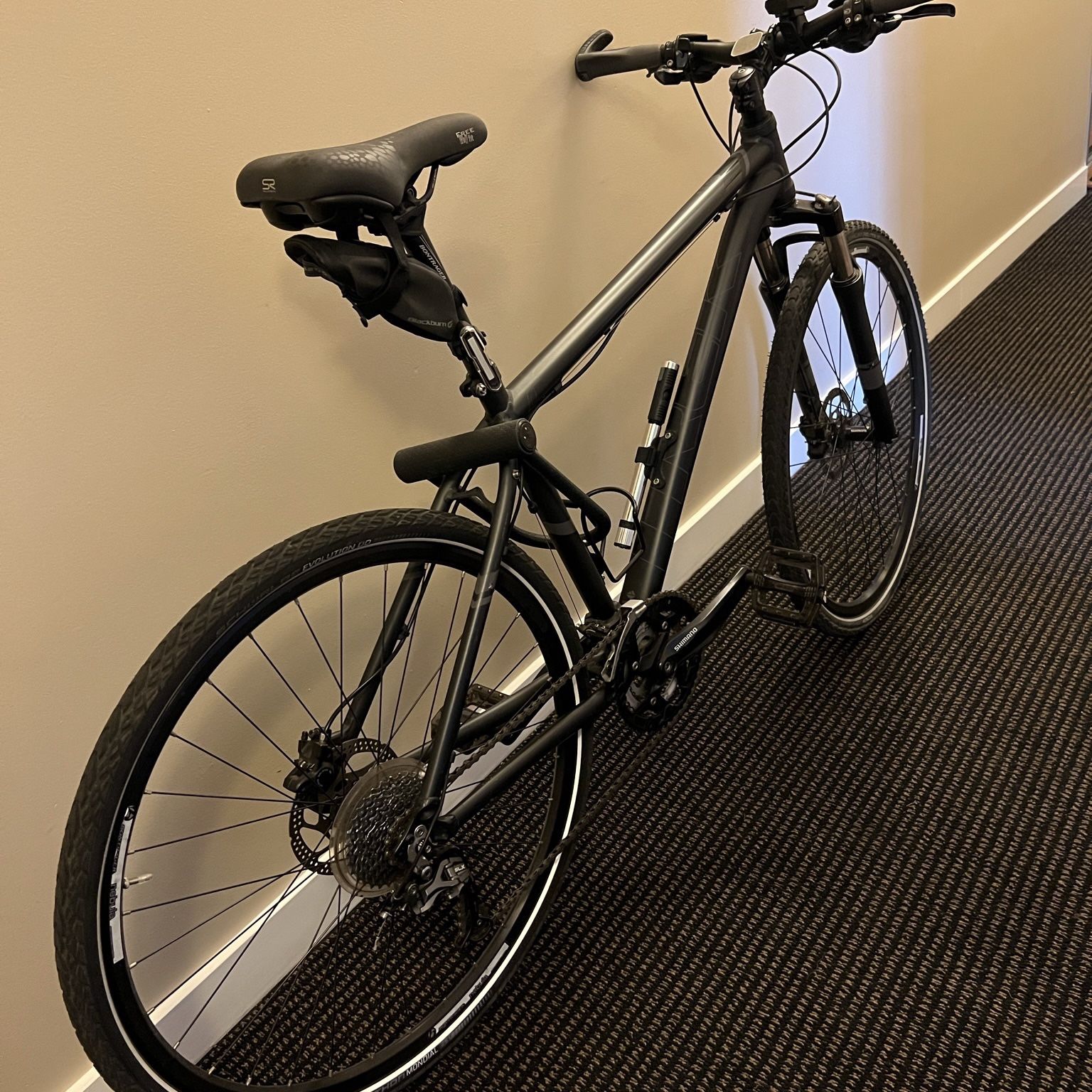 Trek 8.5 DS Bike M Size for Sale in Chicago, IL - OfferUp
