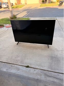 TV 43 inch