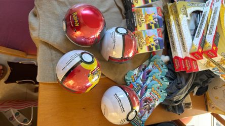 30th Pokemon poke ball pokeball tin sparks box booster tins bundle bundles poster collection tech sticker black bolt white flare destined rivals Journ