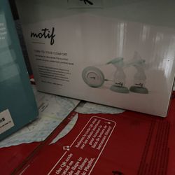 Motif Breast Pump