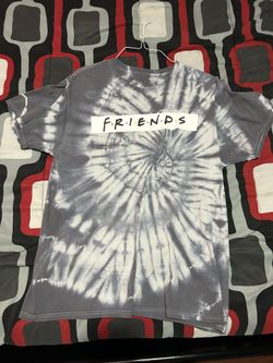 grey friends graphic t shirt
