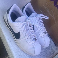 Nike cortez 7y