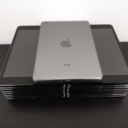 Ipad Mini - great for google classroom, youtube & netflix PLUS free warranty - Best Prices in columbus 