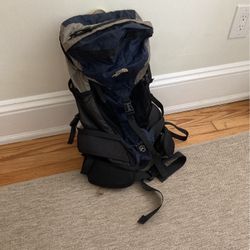 North Face Summit Series Velocity Backpack for Sale in Mount Rainier MD OfferUp