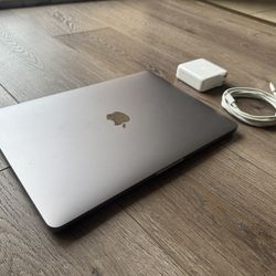 Apple MacBook Pro M1 512GB