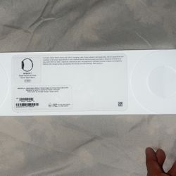 Apple Watch Series 7 (GPS) 41mm Green Aluminum Case with Clover Sport Band - Green