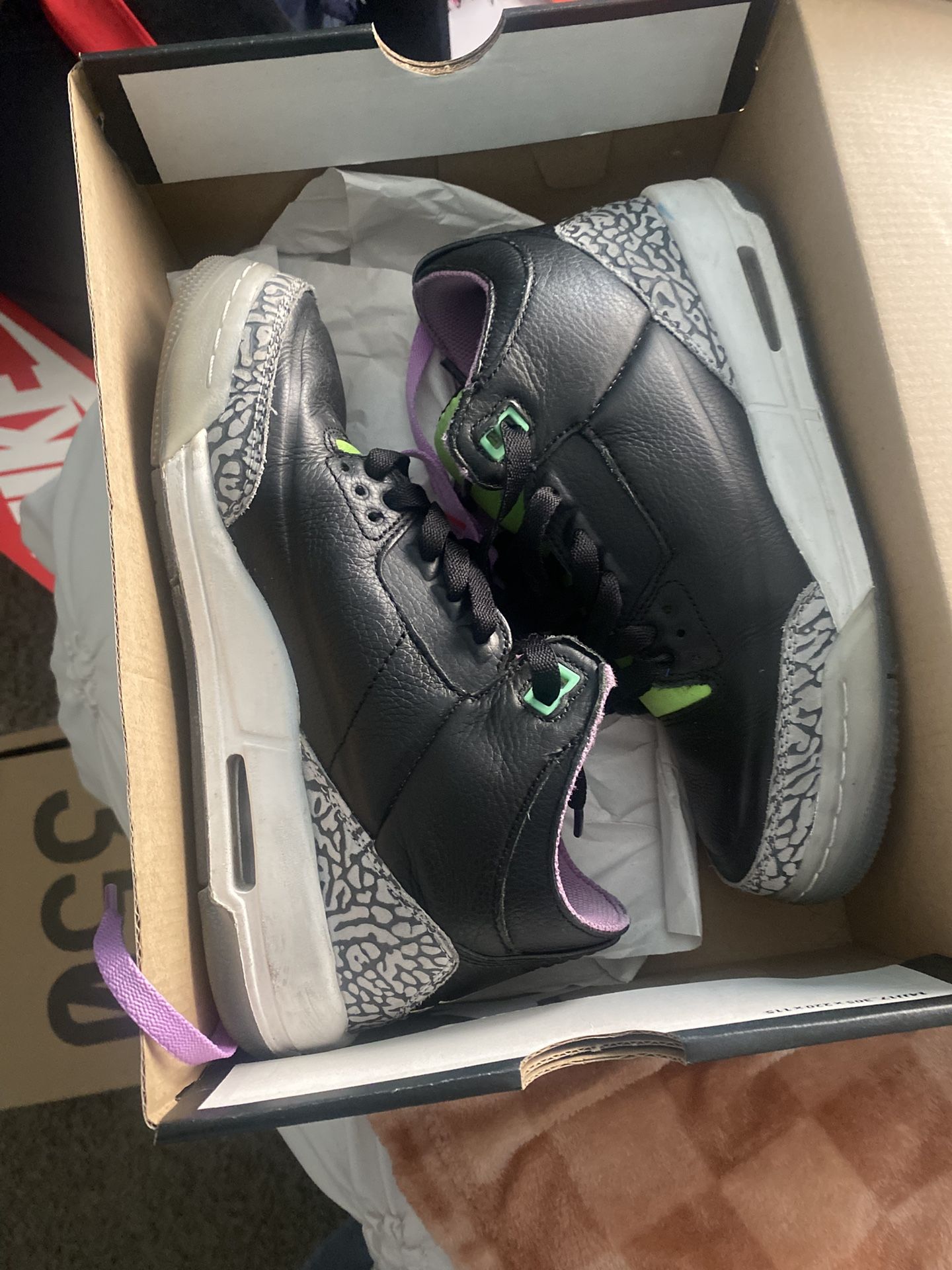 Jordan 3s 