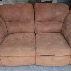 Reclainer  lovesofa (DELIVER OPTION)