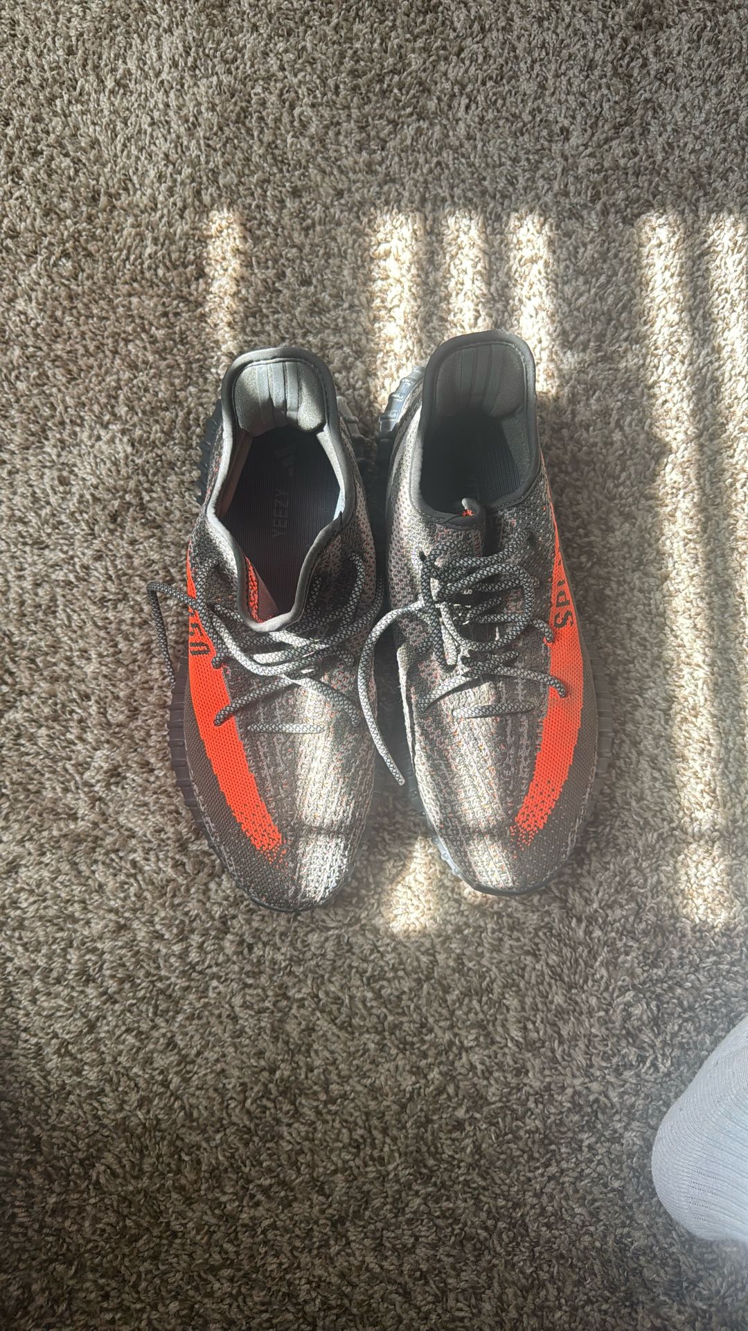 Yeezy Boost 350 V2 Beluga