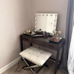 Vanity Mirror 