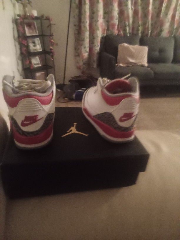 Air Jordan Retro 3 Air Jordan Retro 3