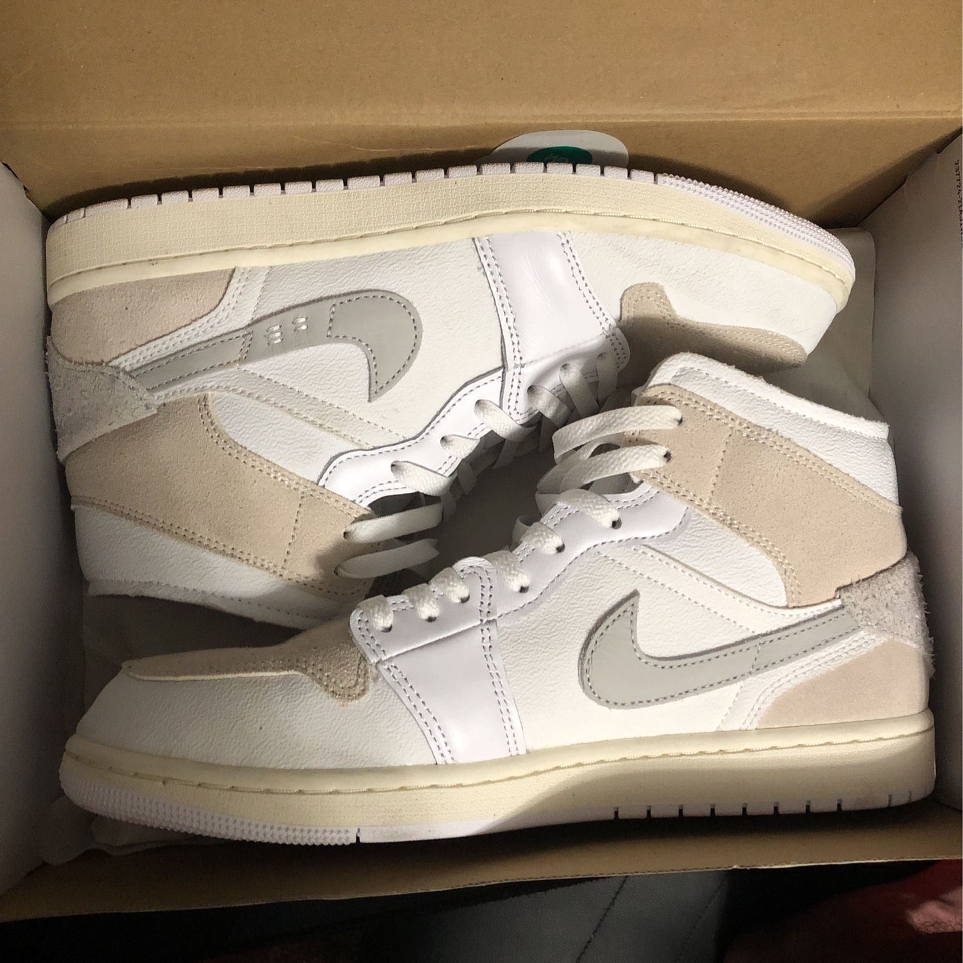 Jordan 1 Mid Craft Tech White