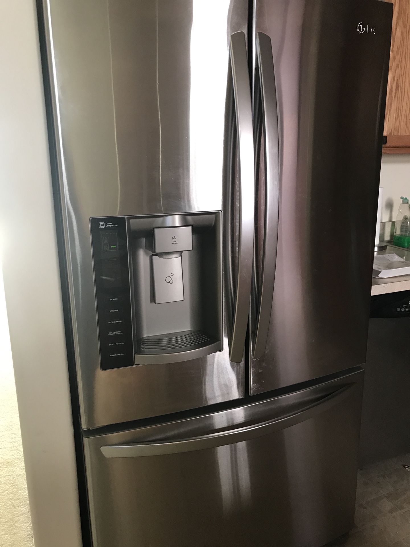 Kitchen appliances & dining table pre-used but like new