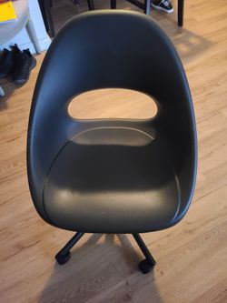 Computer chair