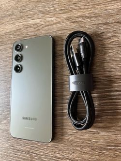 New Condition! 📱Unlocked ~Samsung Galaxy S23  ~Any Sim Card!