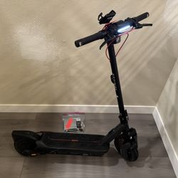 Segway Max G3 Electric Scooter