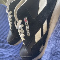 Black Reeboks Size 12 Any Offers