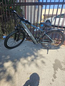 Airsk Electric Bicycle 25mph 45 miles range