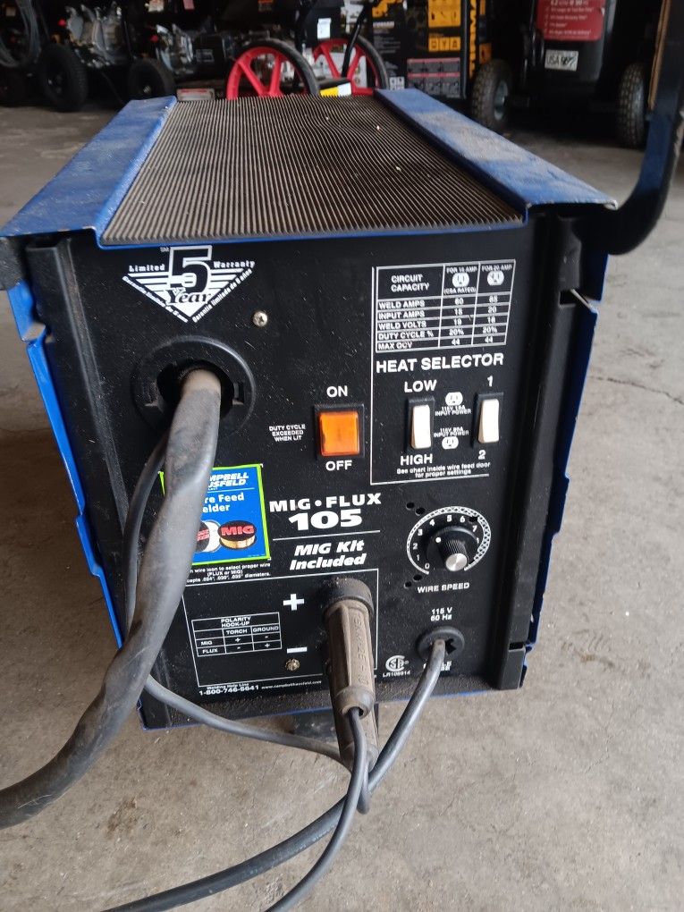 CAMPBELL HAUSFELD MIG FLUX 105 WIRE FEED WELDER for Sale in Indio, CA