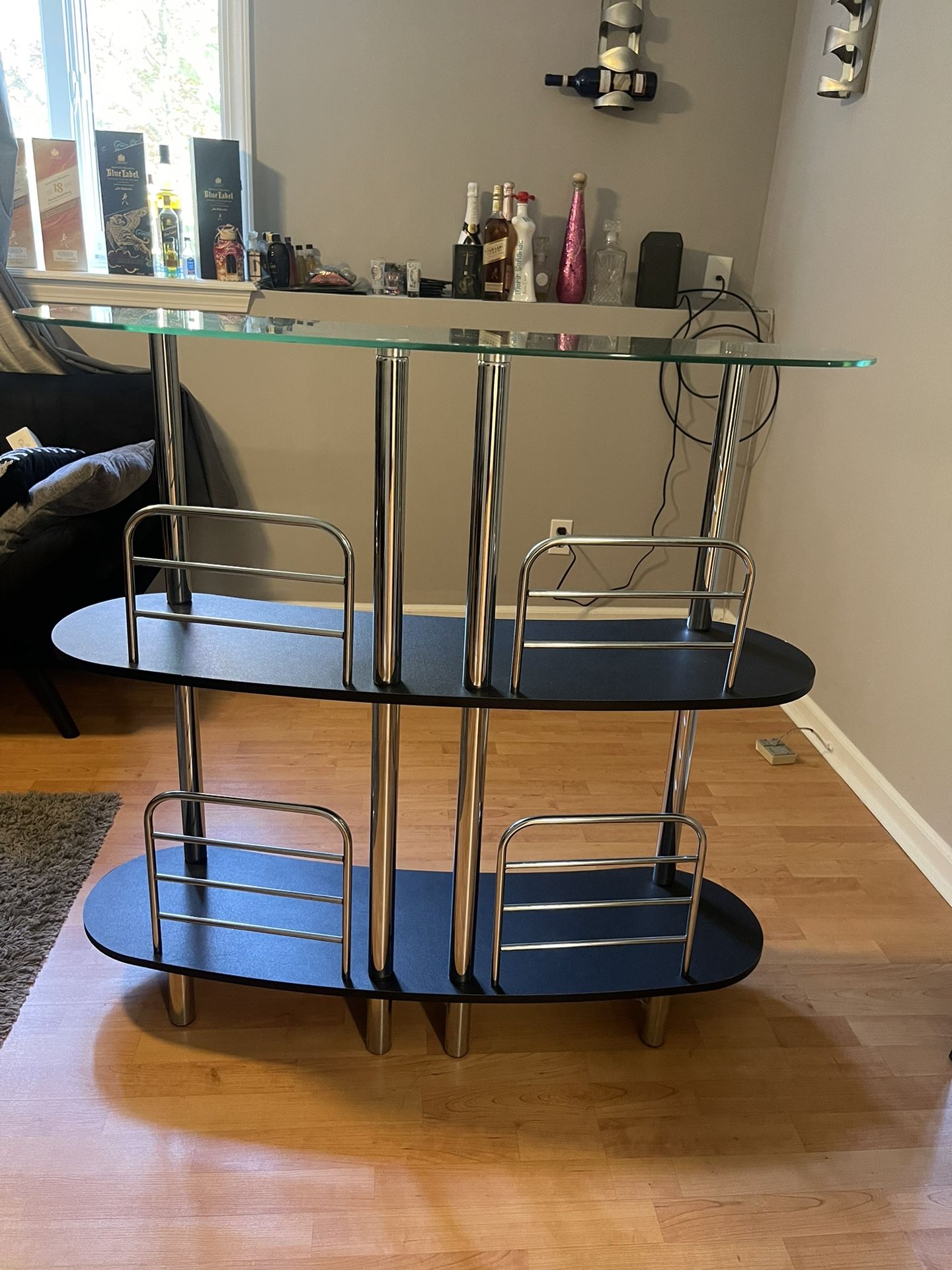 Wine bar with tempered glass top and metal frame, bar unit with 2 shelves, bar organizer, ideal