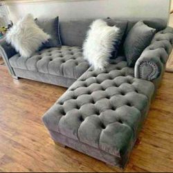 Tufted Gray Velvet L Shaped So Chic Sectional Couch~ Living Room ✅ Brand New ✅ Included Pillow