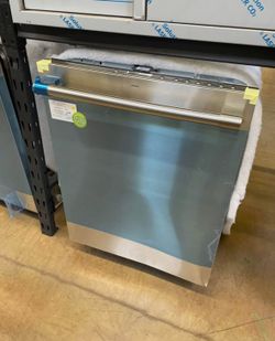 Stainless steel dishwasher monogram 24 inch wide built in
