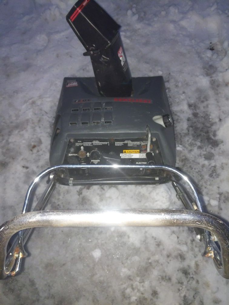 Like New Craftsman 3 Horsepower 21 Inch Cleaning Length