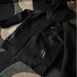 Nike Tech Suit