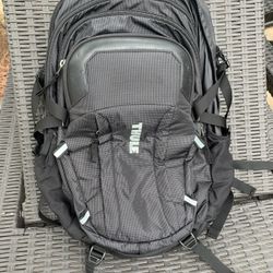 Thule EnRoute Escort 2 Day Backpack 