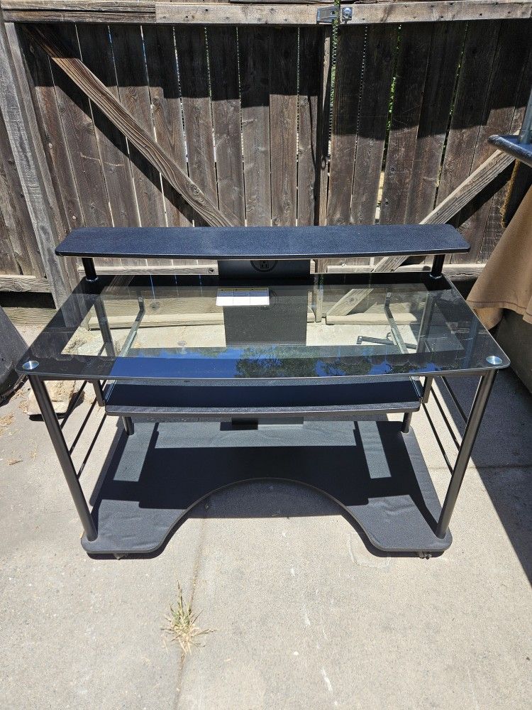 2 Used Computer Desks