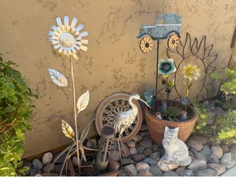 Metal Garden Decor
