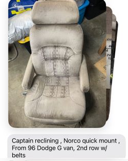 Captain Reclining Seat.