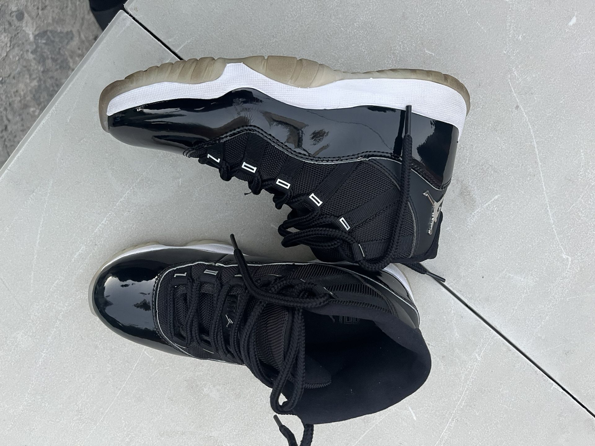 Jordan 11s