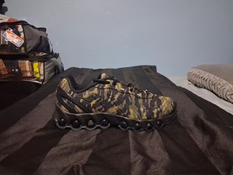 Brand New And Original Men's Nike Air Max's DN Sneakers Sizes 9.5 And 10