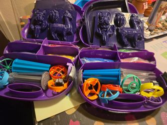 Kinetic sand