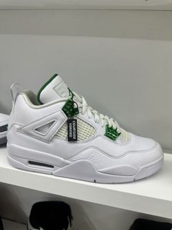 Jordan 4 Metallic Size 9.5 Brand New