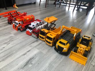 Toy cars/construction/emergency vehicles