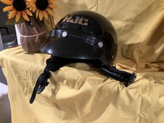Half shell motorcycle helmet with accessories