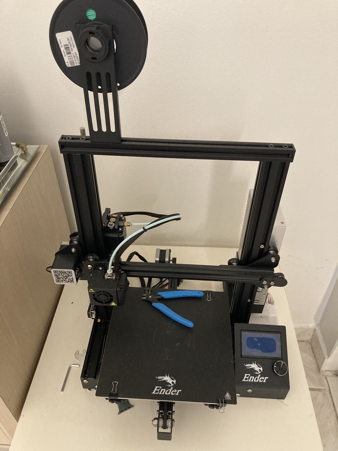 3D Printer - Creality ender 3 + 8 Rollos de Filamento