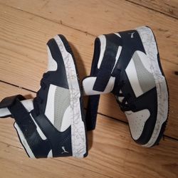Boy's Puma Shoes
