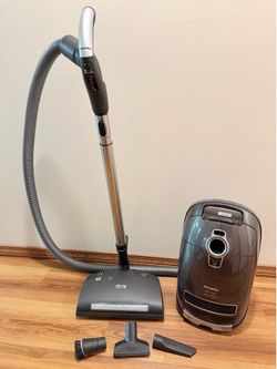 Miele vacuum cleaner
