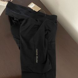 Pearl Izumi Men’s Cycling Shorts Size L- New