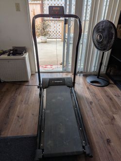 Walking Pad / Treadmill
