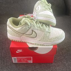 Nike Dunk Size 5.5