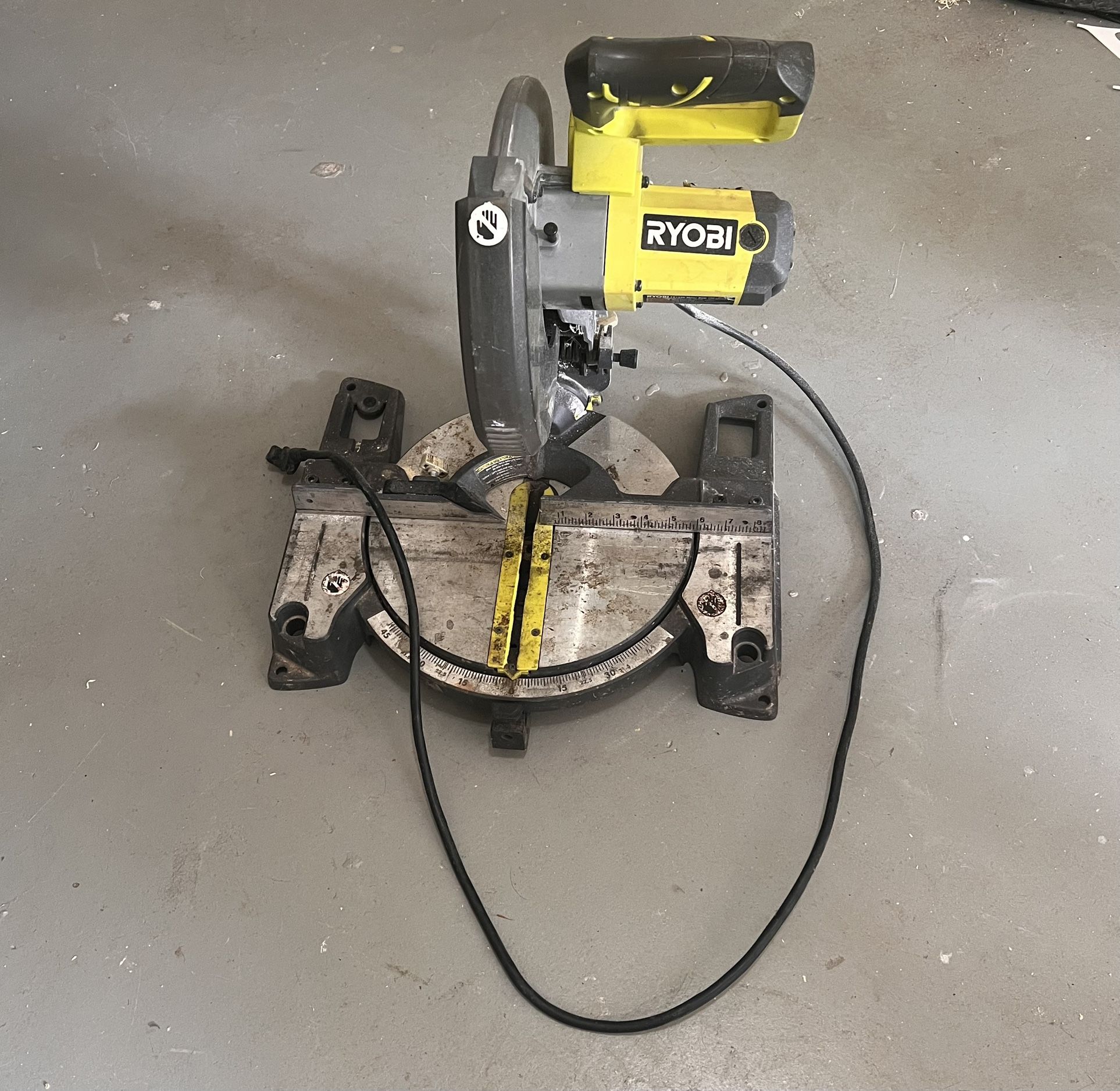 Ryobi Saw