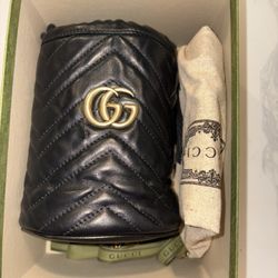 Gucci Marmont small bucket bag