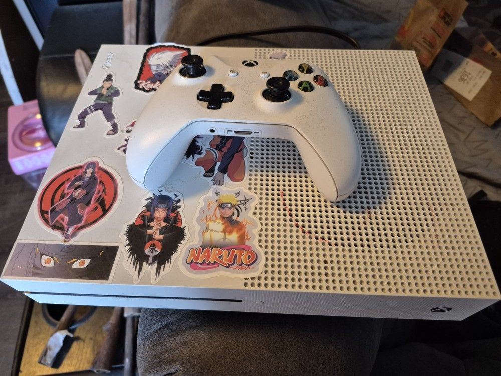 Xbox One S 