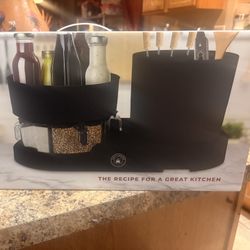 Rotating Kitchen Cabinet organizer 