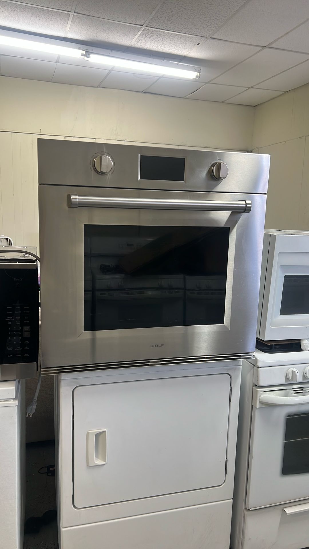 WOLF 30”WIDE SINGLE WALL ELECTRIC OVEN STAINLESS STEEL
